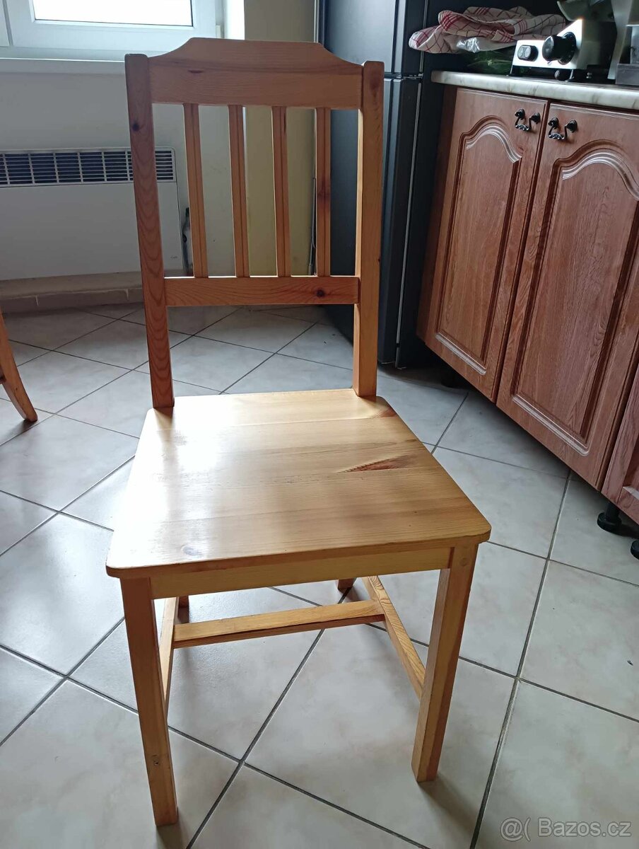 Dřevěné židle - Borovice