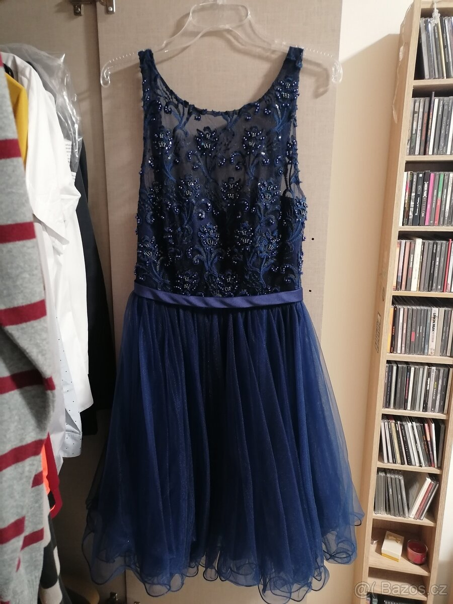 Plesové šaty tmavě modré