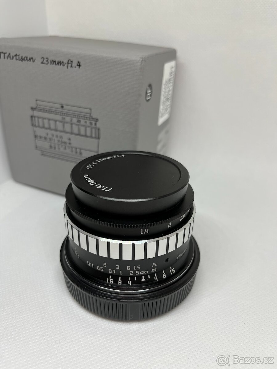 TTArtisan APS-C 23mm F1.4 pre Canon RF (APS-C)