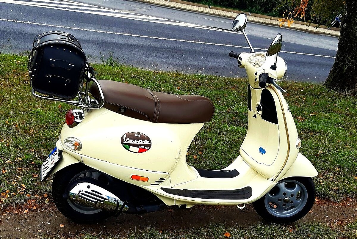 Vespa Piaggio 125 ET4