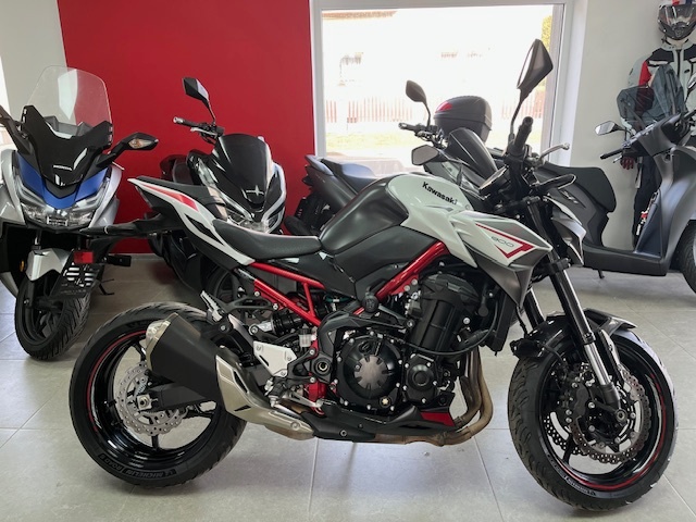 KAWASAKI Z 900 35kw