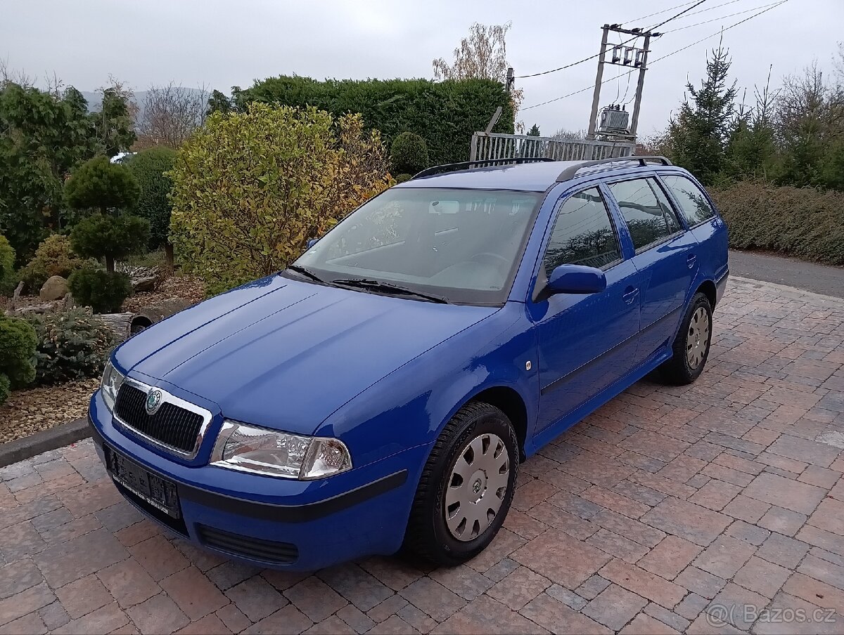Skoda Octavia combi tour 1.6-75kw,rok 2005,org.km,stk
