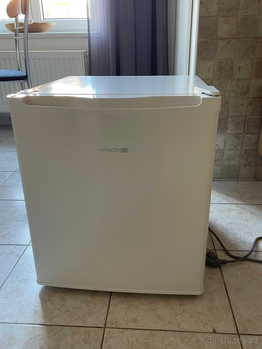 PHILCO PSB 401X Cube