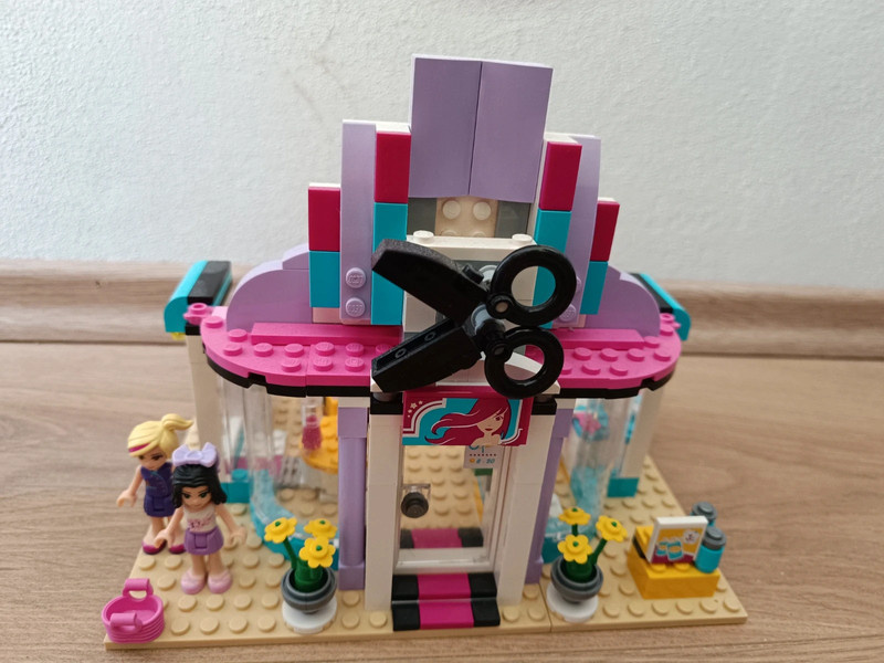 LEGO Friends 41093 Kadeřnictví v Heartlake
