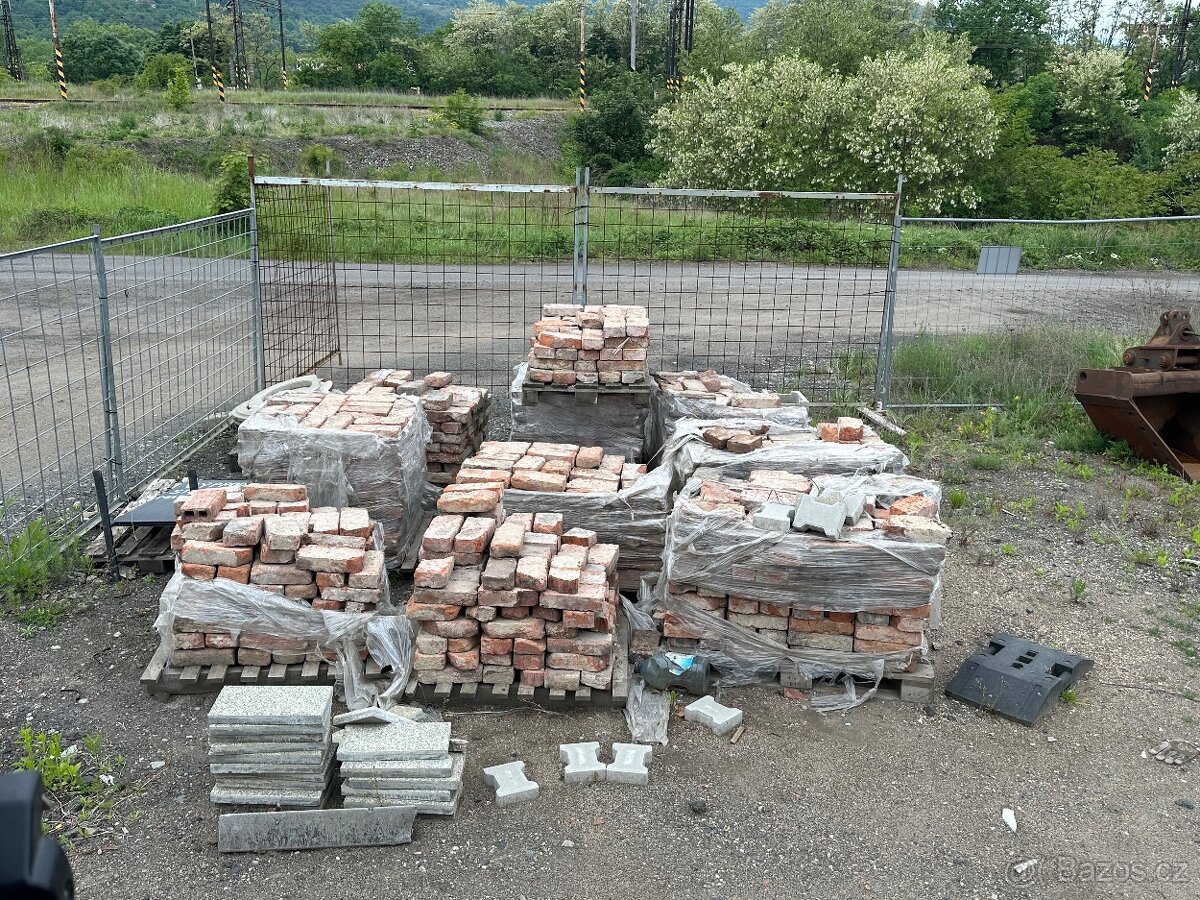 Daruji za odvoz čištěné cihly