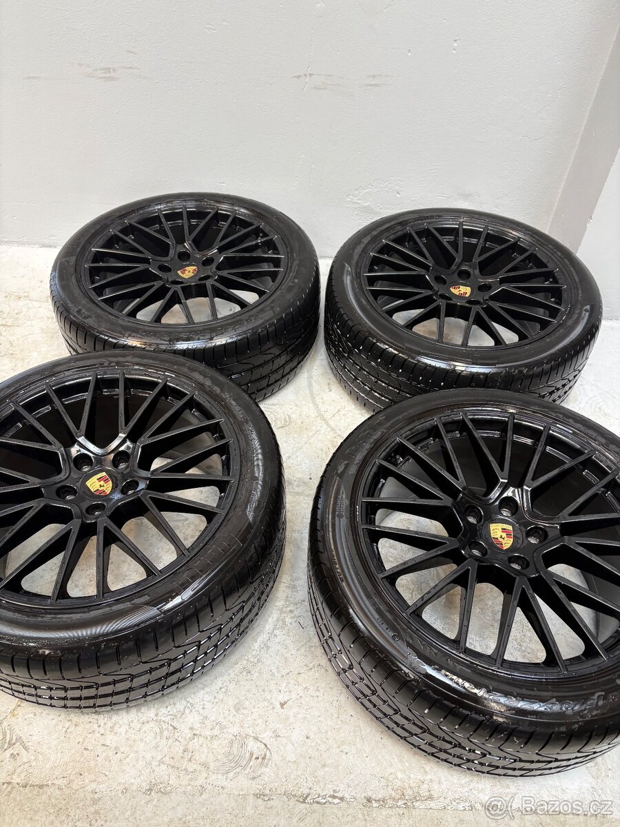 Porsche Cayenne Alu Kola Rs Spyder R21 Pirelli