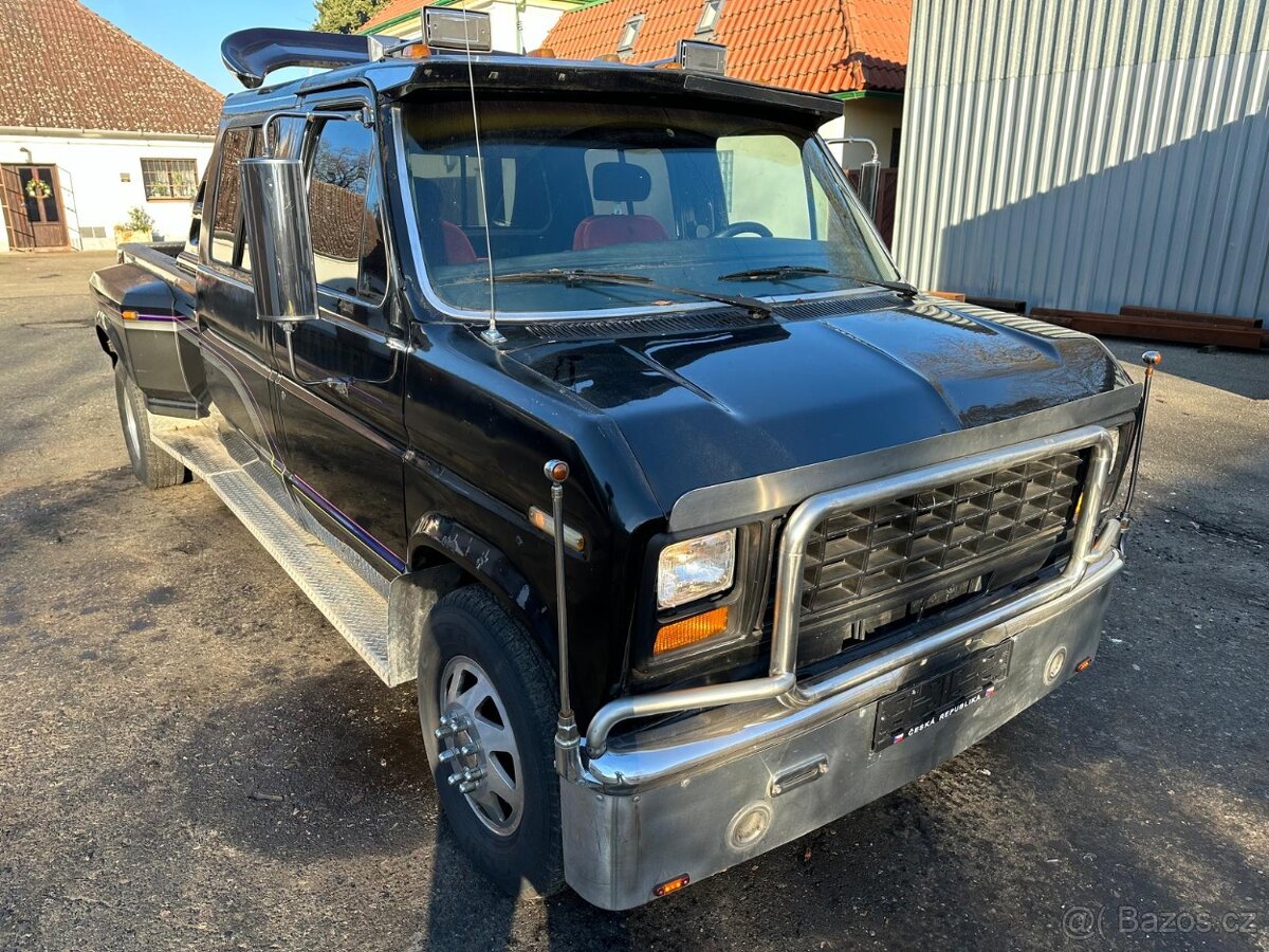 Ford Centurion