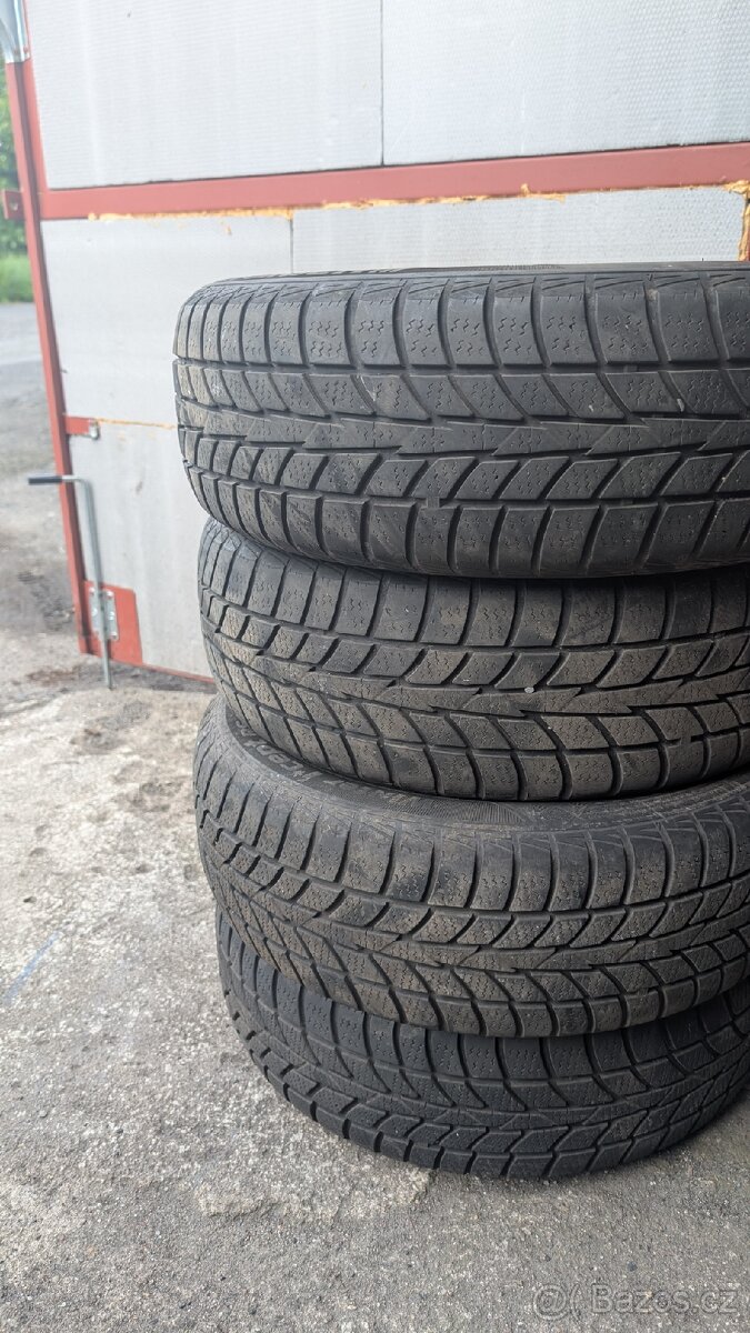 Zimní pneu Hankook Winter icept 175/60 r14