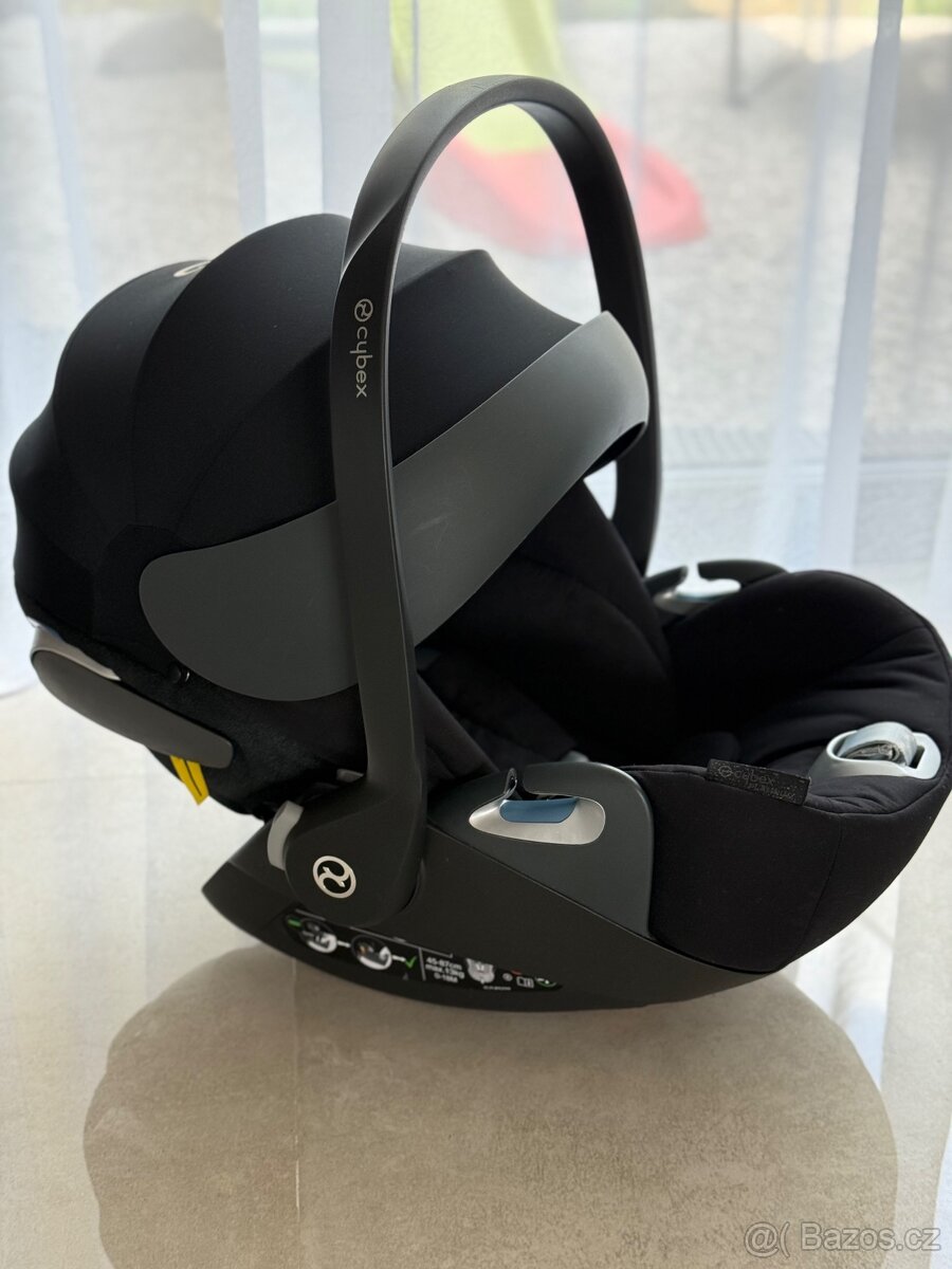 Cybex cloud Z-i size black
