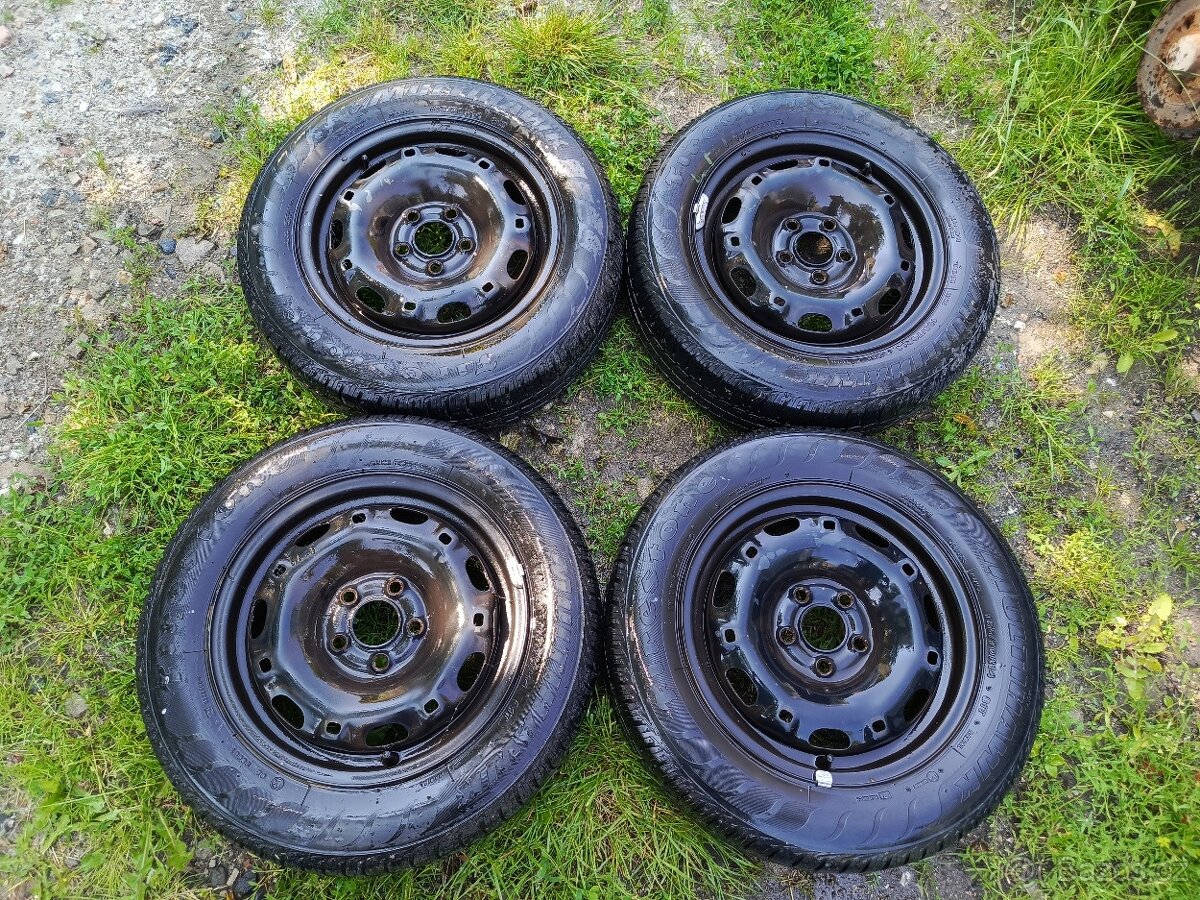 Prodám kola 165/70R14 na Škoda Fabia. Disky 5Jx15, ET35.