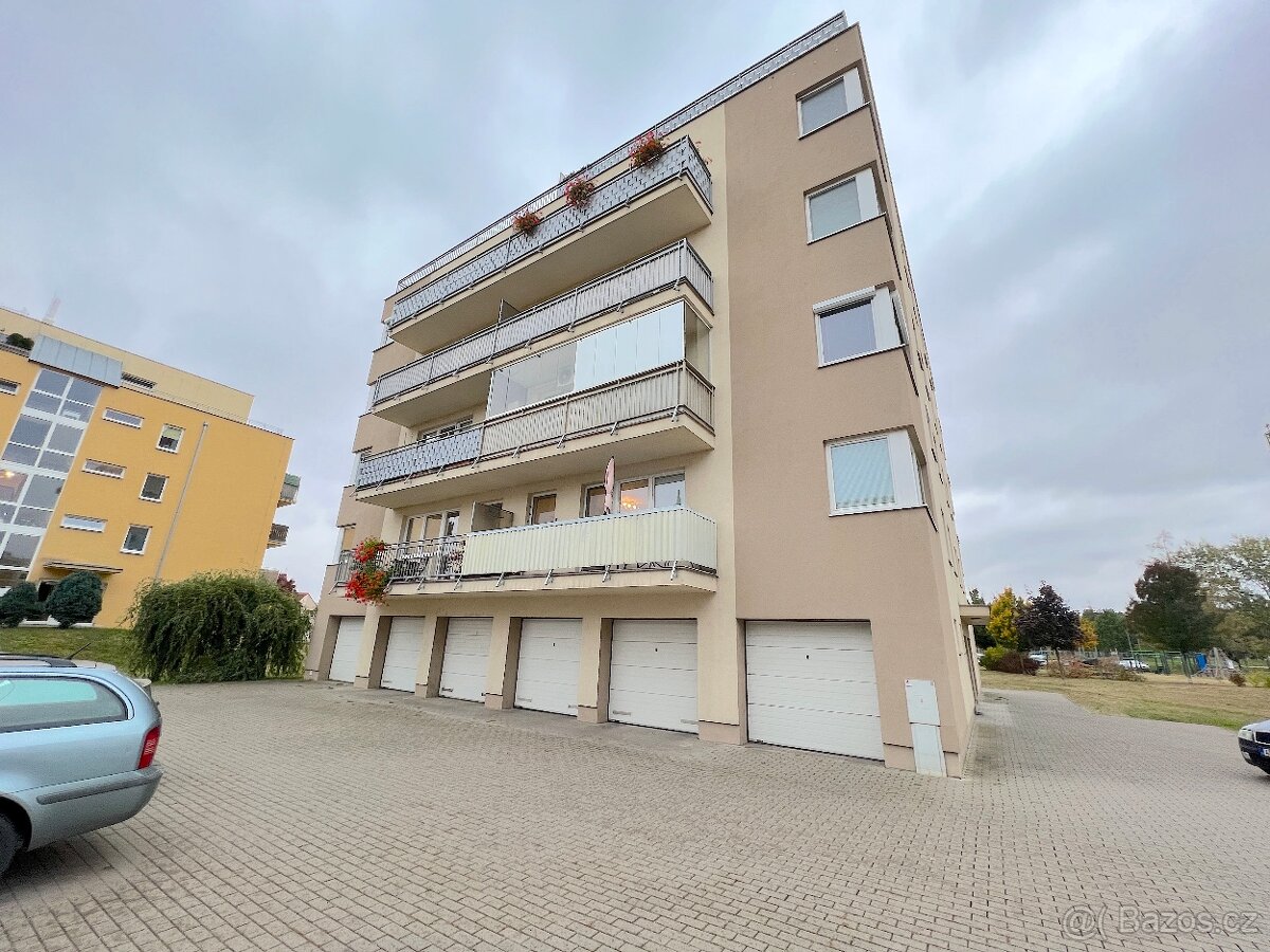 Pronájem bytu 1+kk s balkónem, ul. Aninská, Znojmo