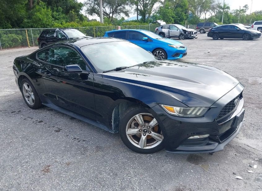 Na prodej díly pro Ford Mustang 2016 +