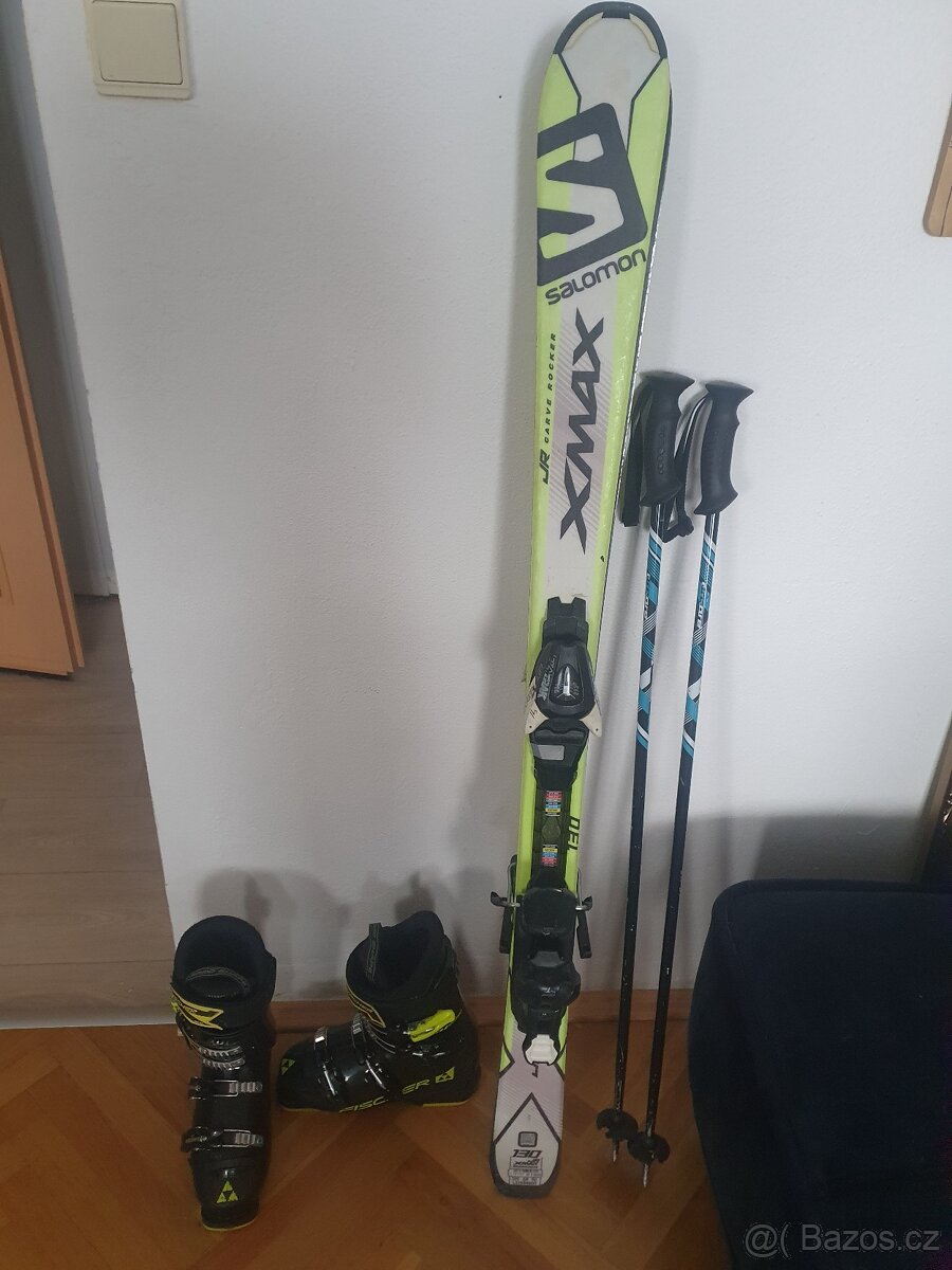 Prodám lyže 130,lyžáky 24,5,hůlky 100.