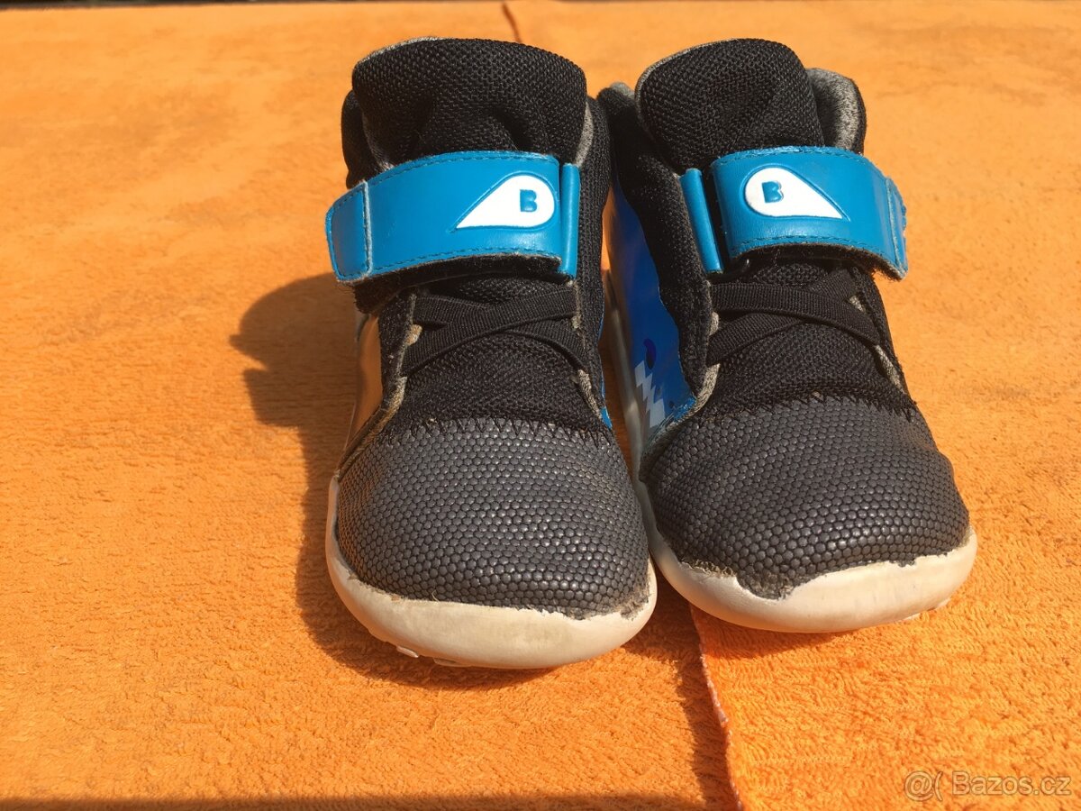 barefoot botky Bobux vel.25