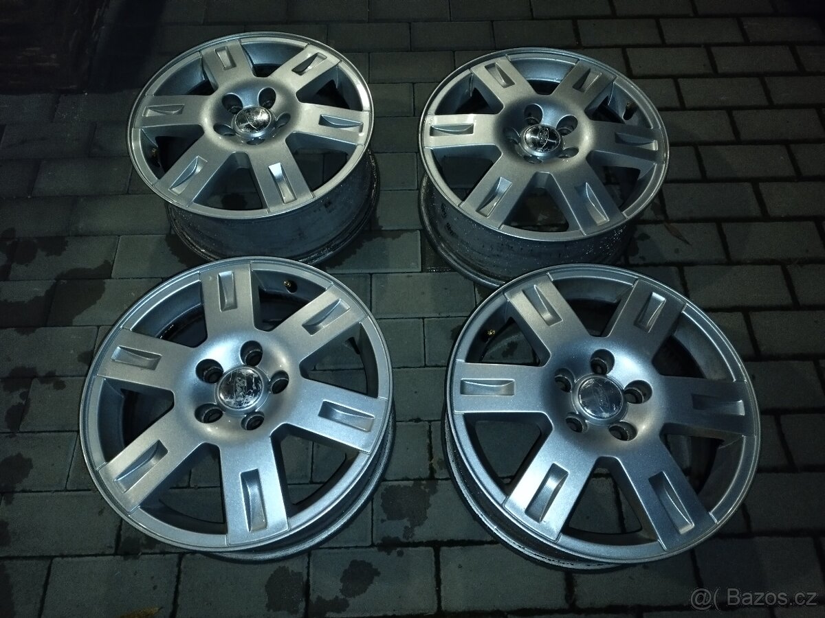 ALU disky Ford r16
