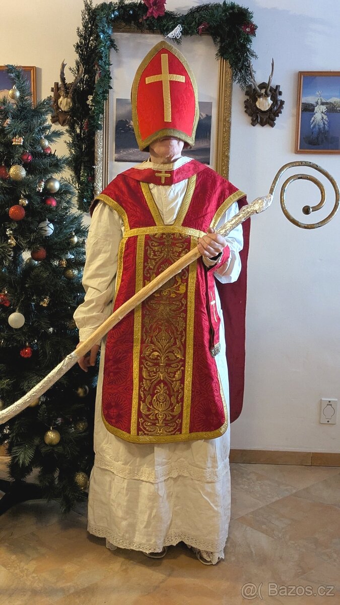 Prodám krásný kompletní kostým Mikuláše a čerta