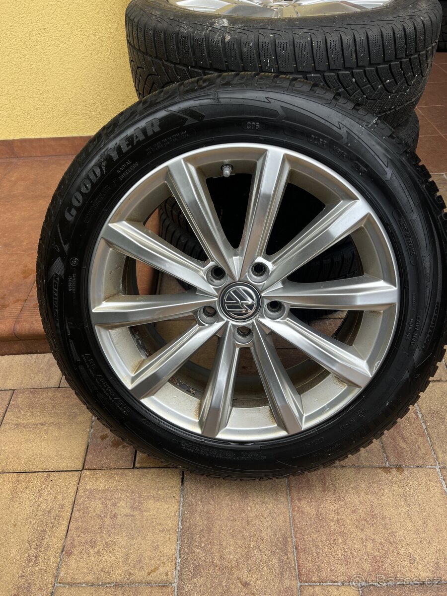 Originální Alu kola Volkswagen Passat R17 , 5x112