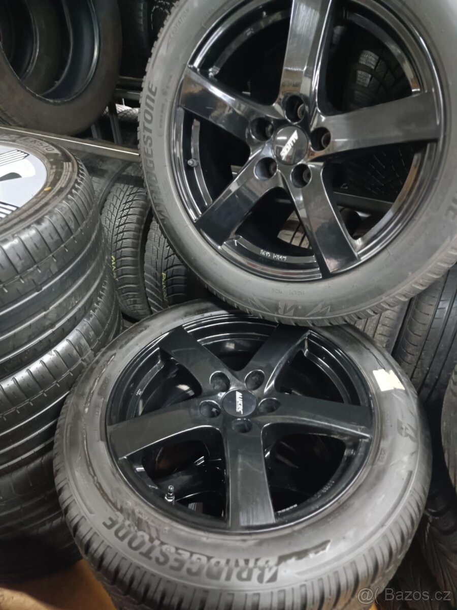 5x112R17 215/55R17 zimní sada Škoda Superb 3