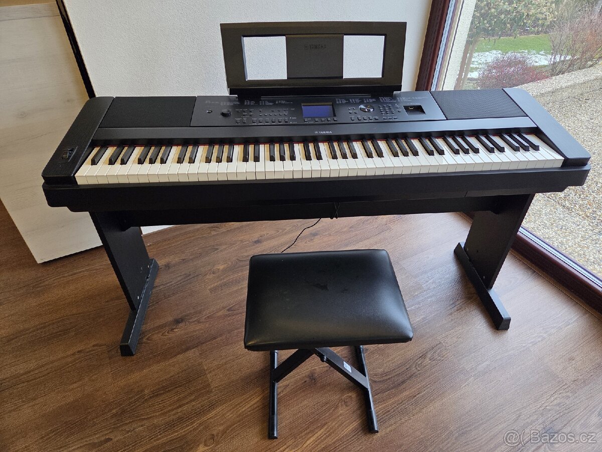 Yamaha DGX 660
