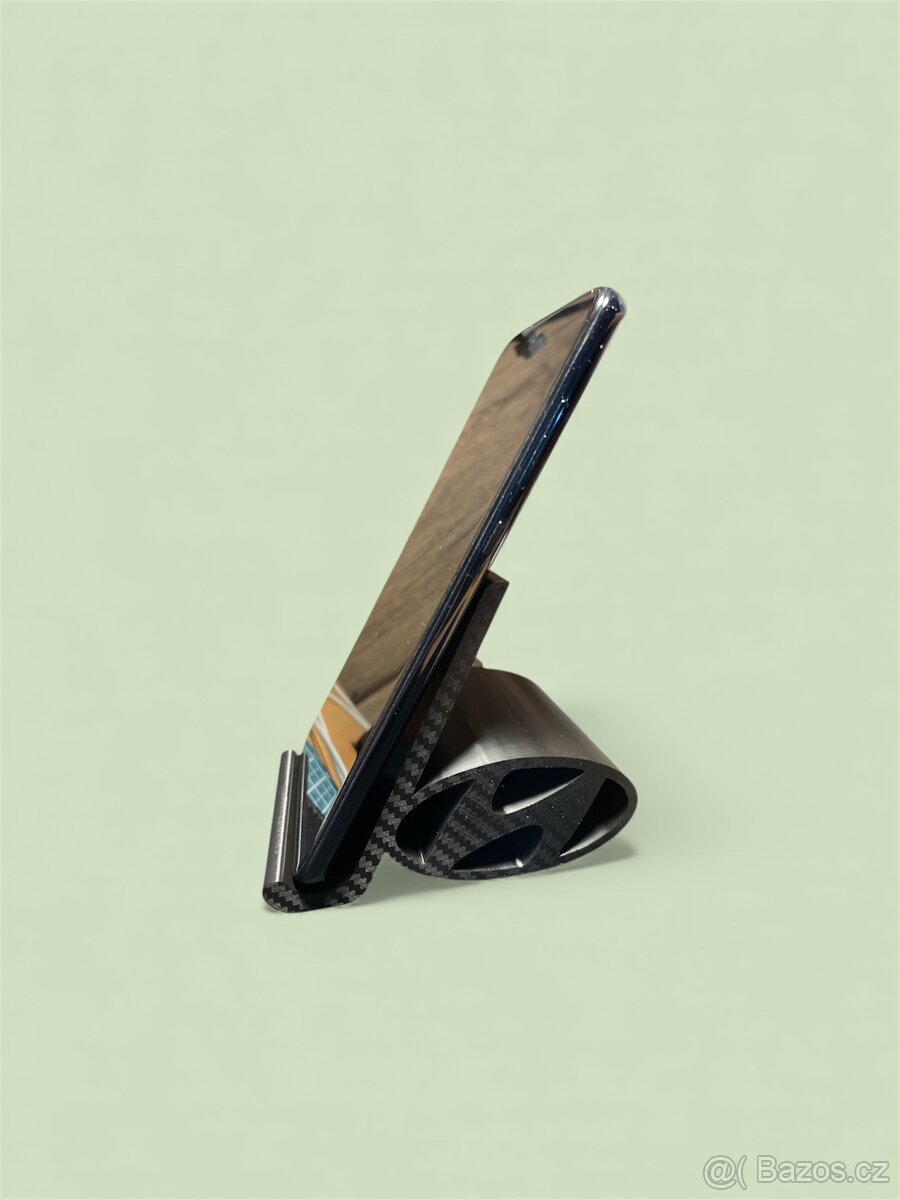 Stojánek na mobil