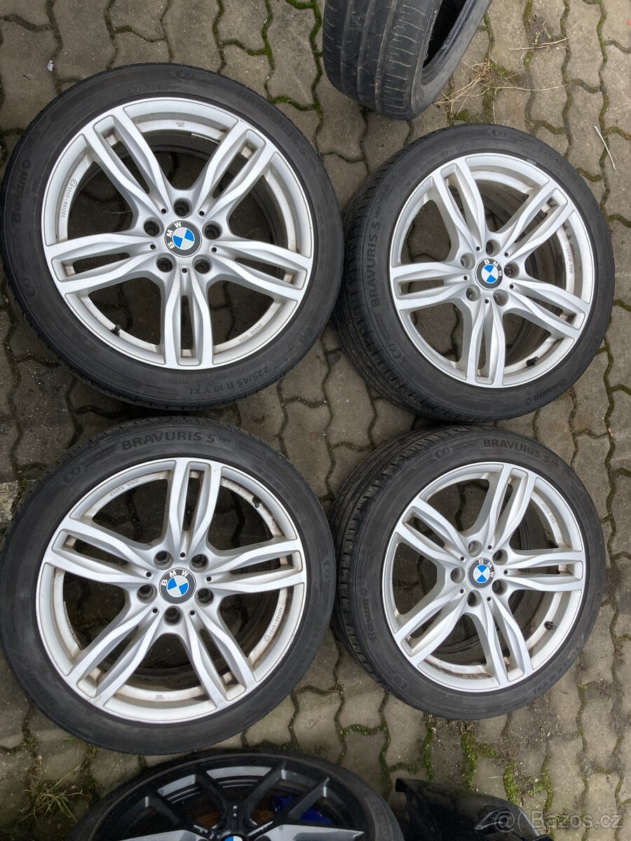 Sada alu kol z vozu BMW, rozteč 5x120, pneu letní