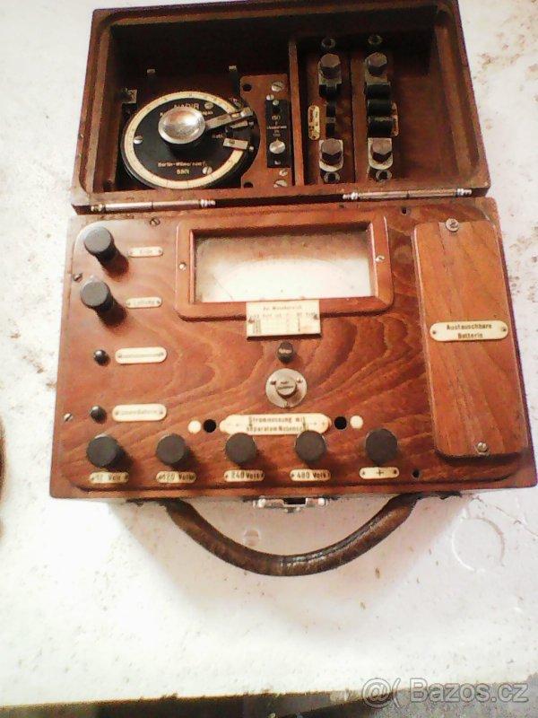 měřící přístroj