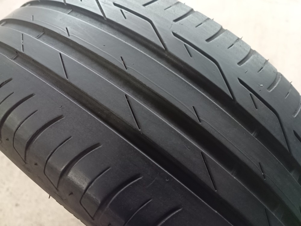 195/55 R15 BRIDGESTONE (4415)