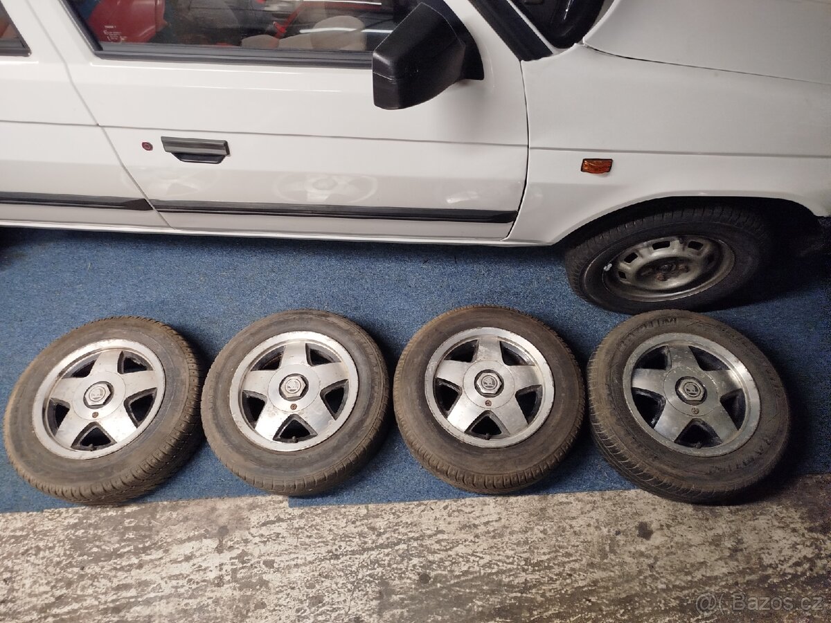Škoda Favorit Forman 4x100 R13
