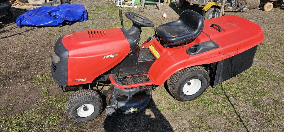 Zahradní traktor Husqvarna YARDPRO 12597HRB