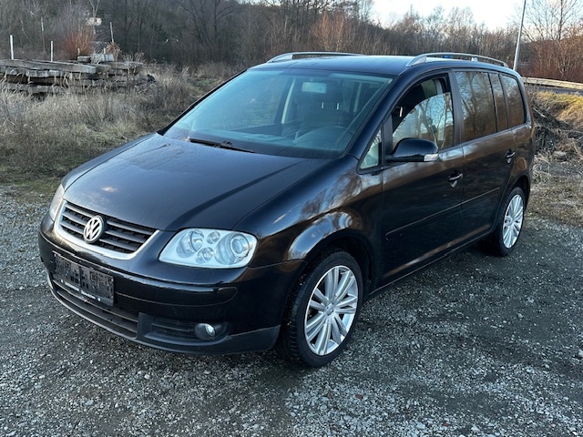 VW Touran 2.0TDi, r.2006, STK, klima, BKD, pouze prodej