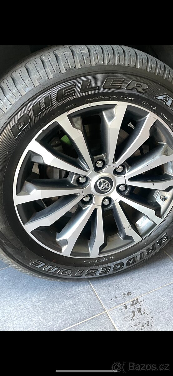 Pneumatiky Brodgestone na Toyota