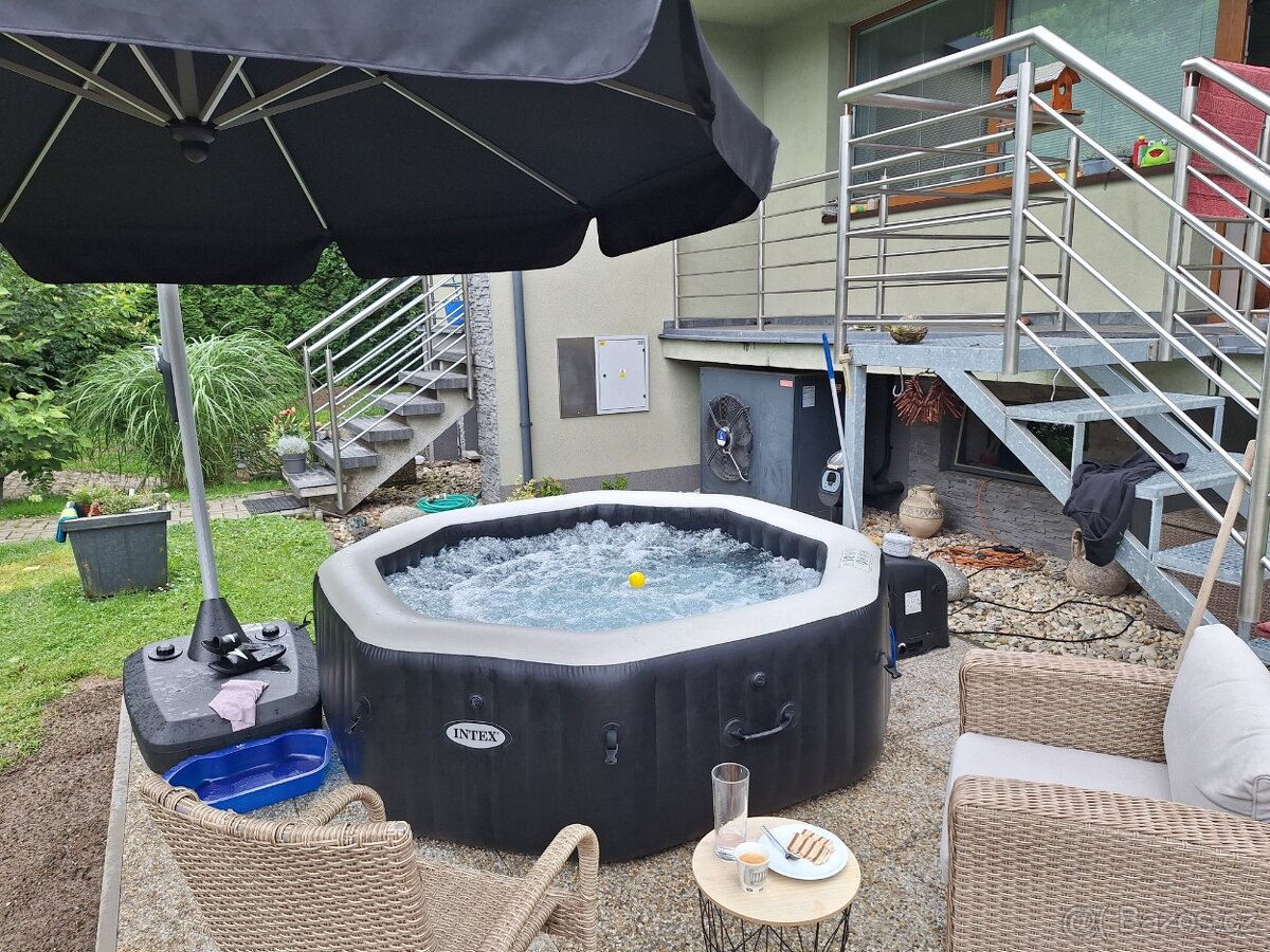 Výřivka INTEX spa se salinátorem