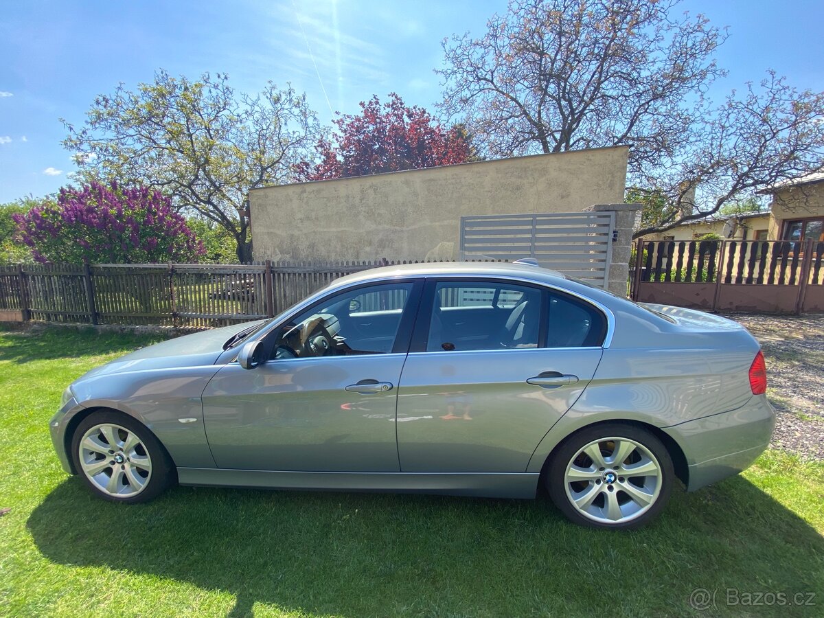 BMW 325i e90