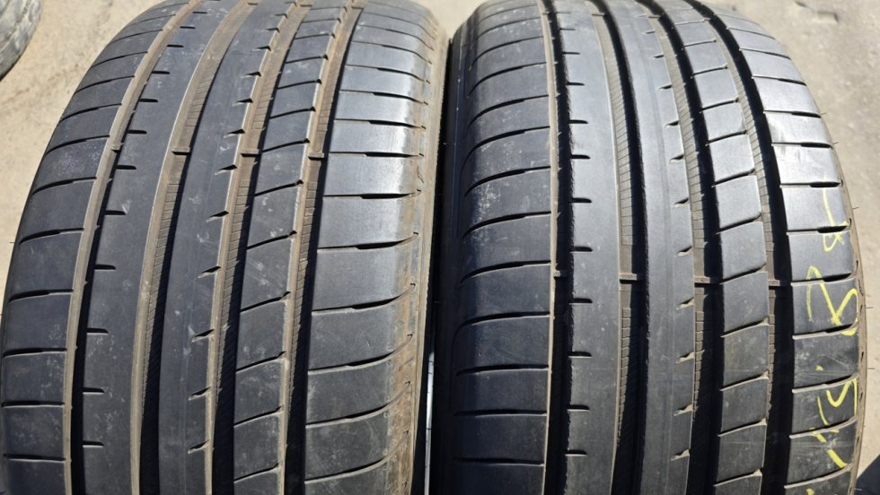 Letní pneu 245/40/18 Good Year