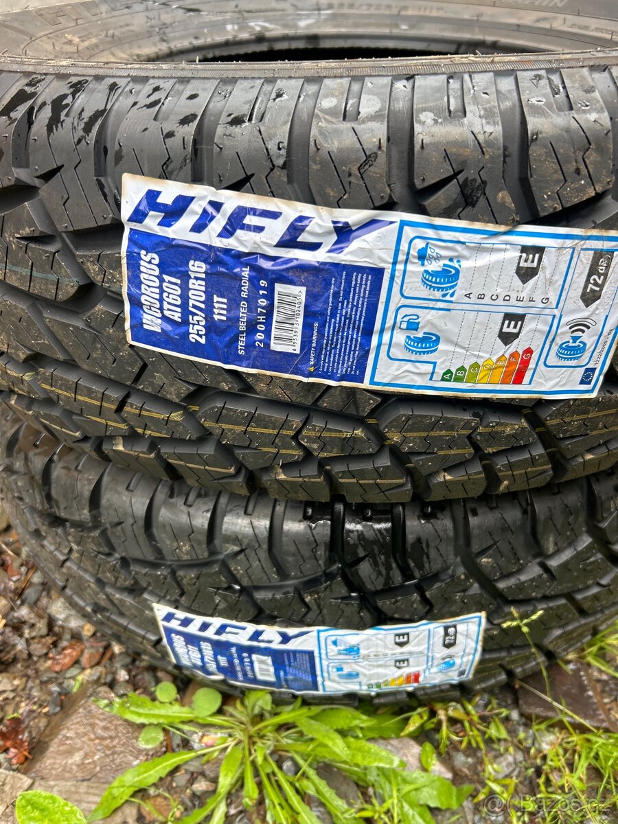255/70R16