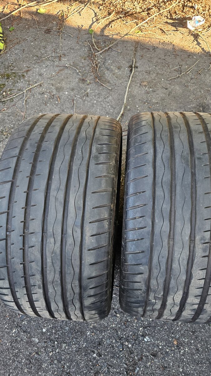 295/30R19