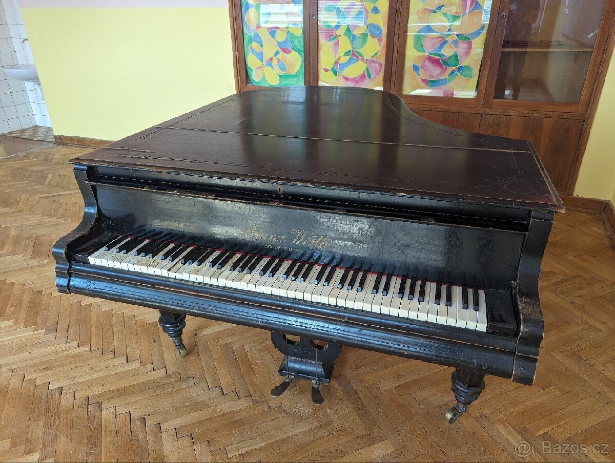 Klavír Franz Wirth Wien Model No5