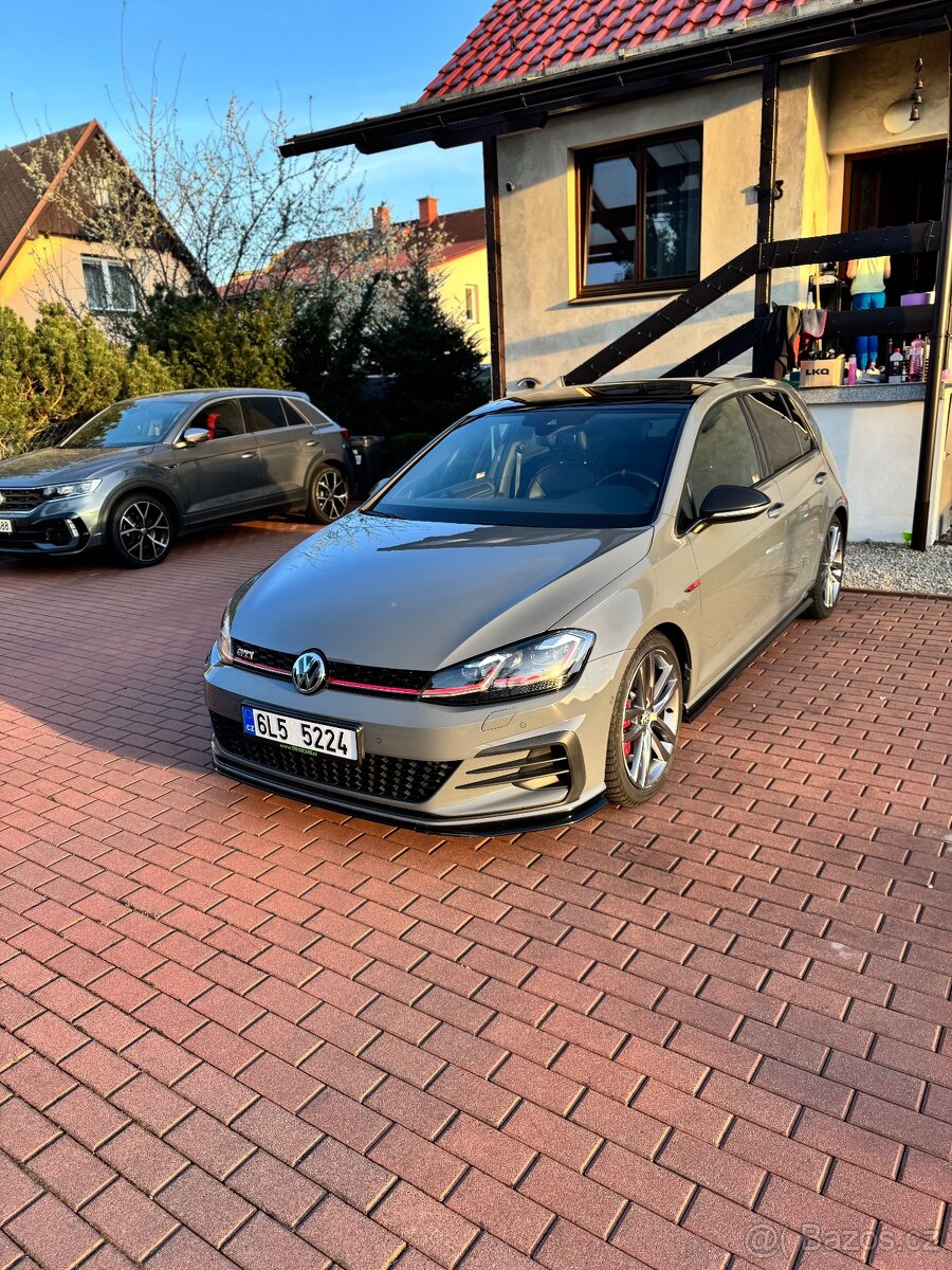 VW Golf GTi TCR