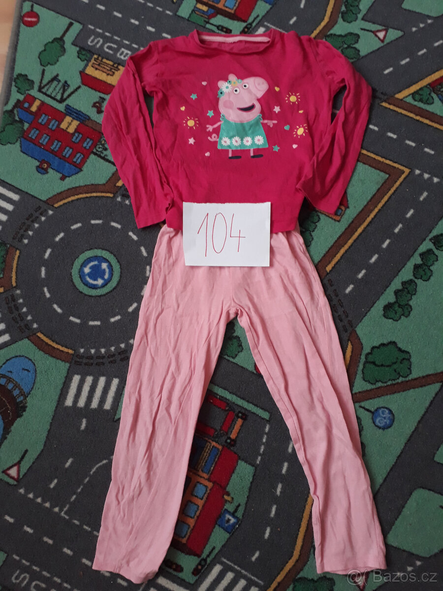dětské pyžamo Peppa vel. 104