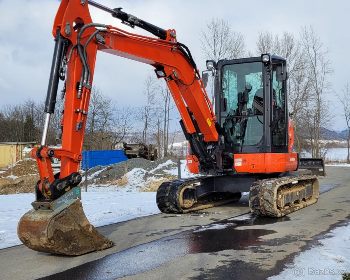 Kubota U48