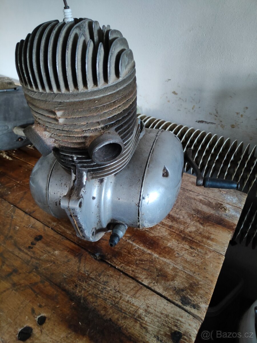 Kompletní motor Jawa 250/353