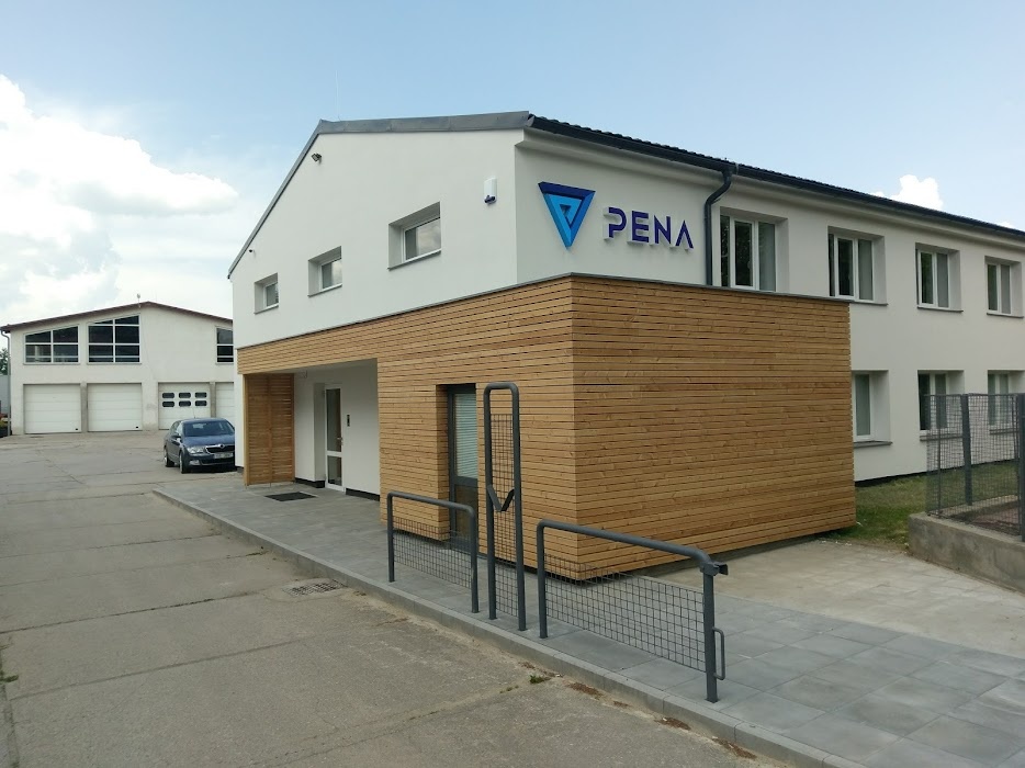 Parkovací a skladovací plocha, kancelářské prostory,