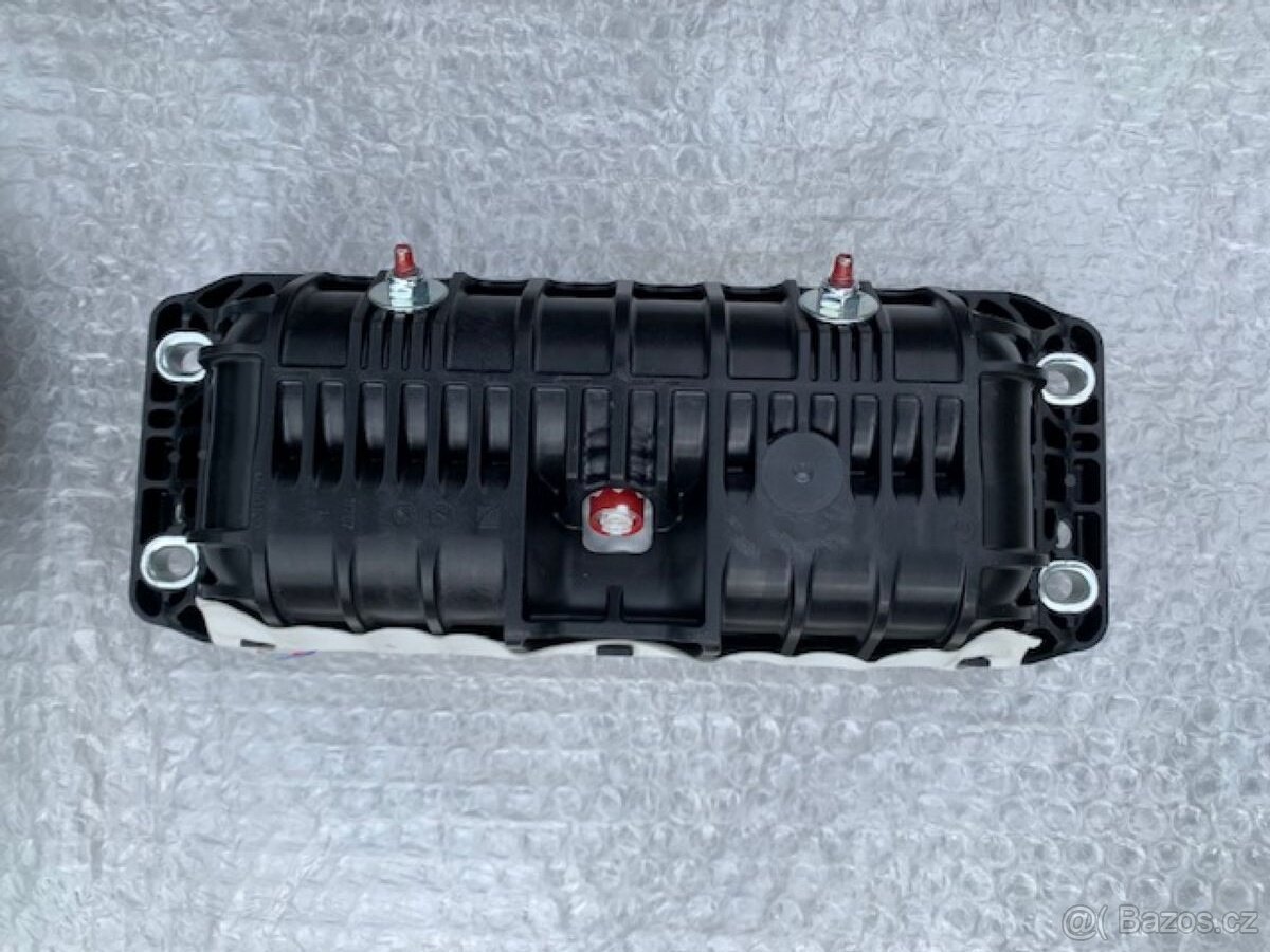 Airbag spolujezdce Passat B7 3V0 880 204
