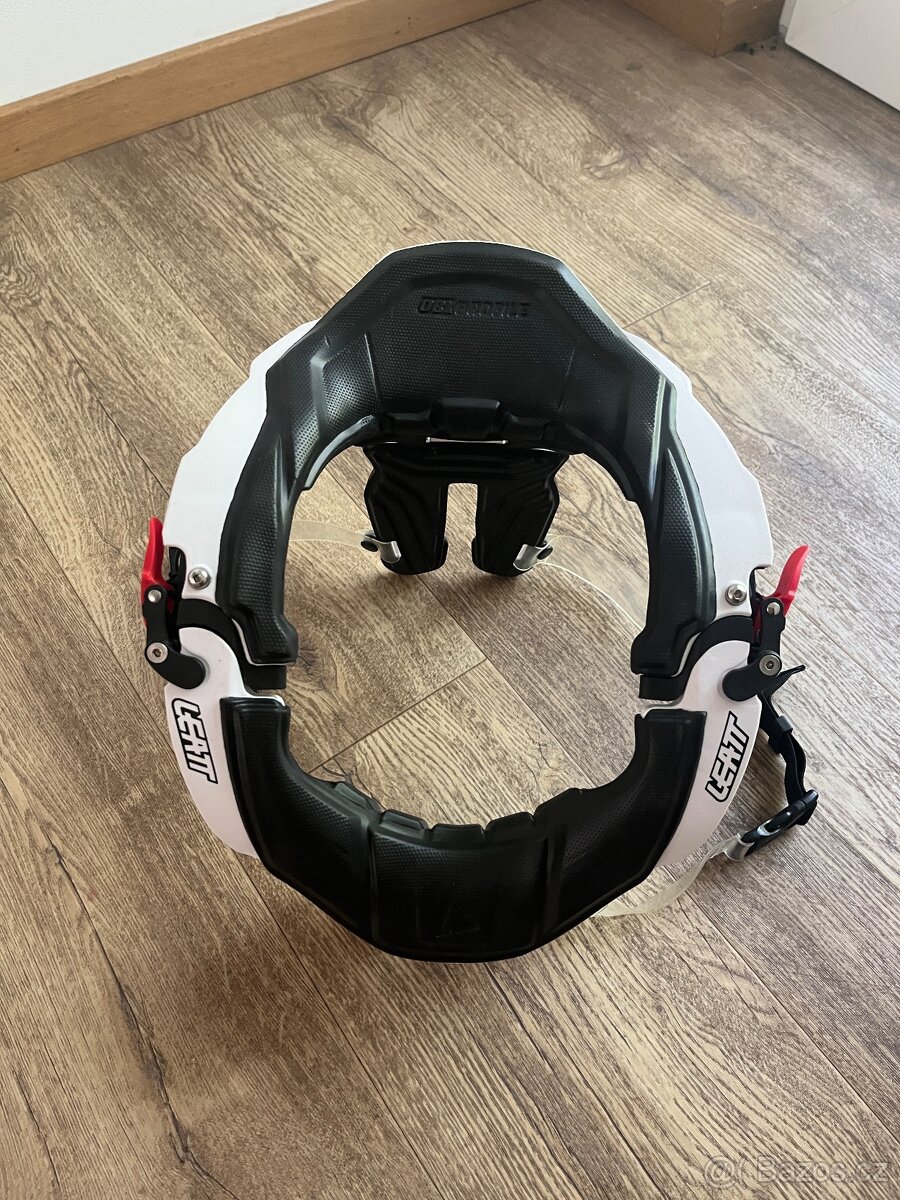 Krční chránič - LEATT Brace DBX 4.5 2016 - bílá