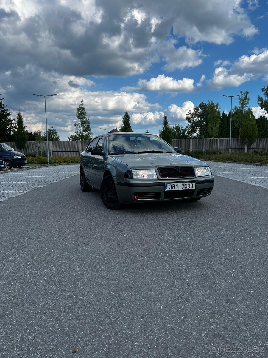 Škoda Octavia 1
