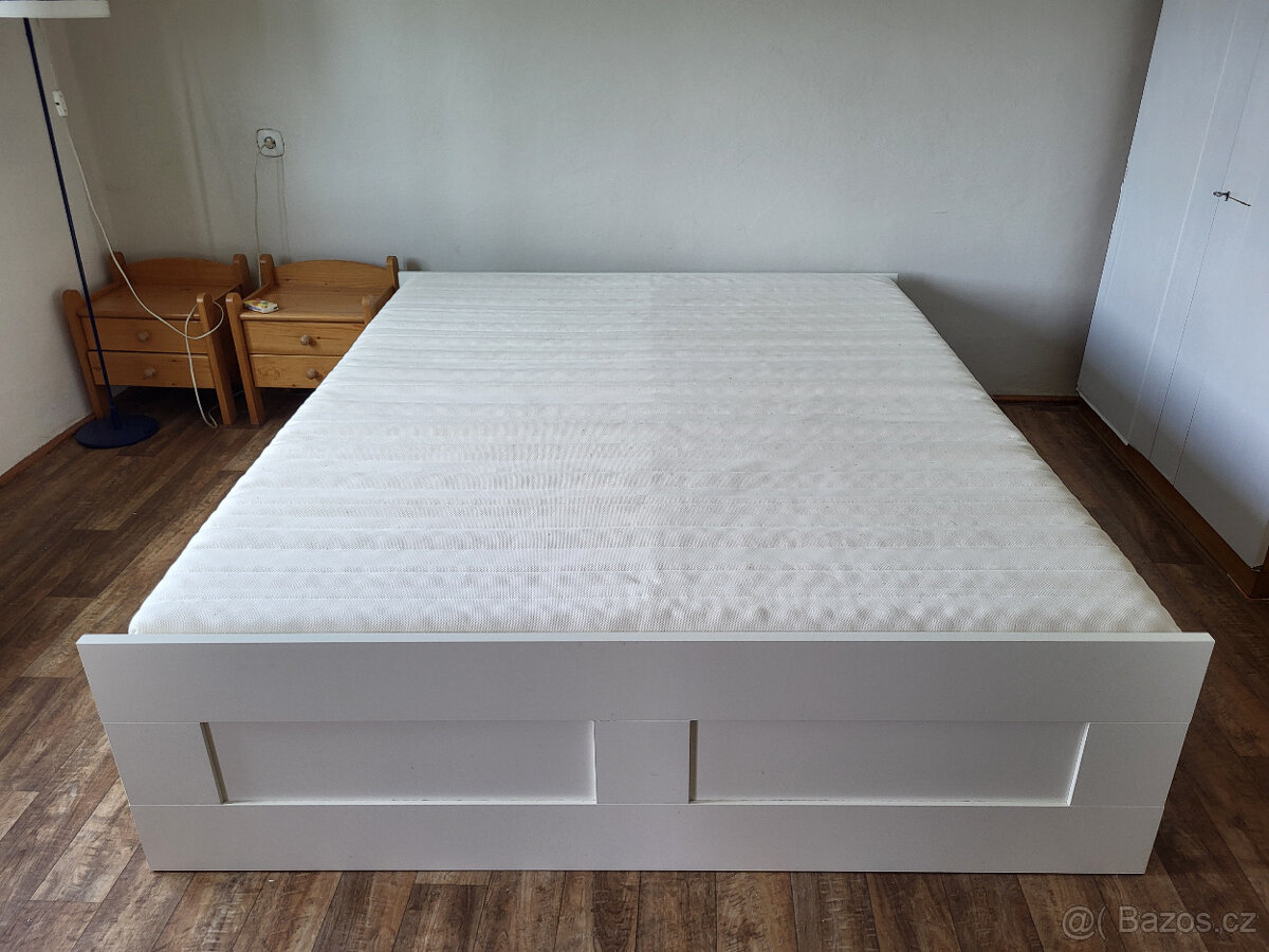 rezervováno - Postel Brimnes s matrací Malfors 160 x 200 cm