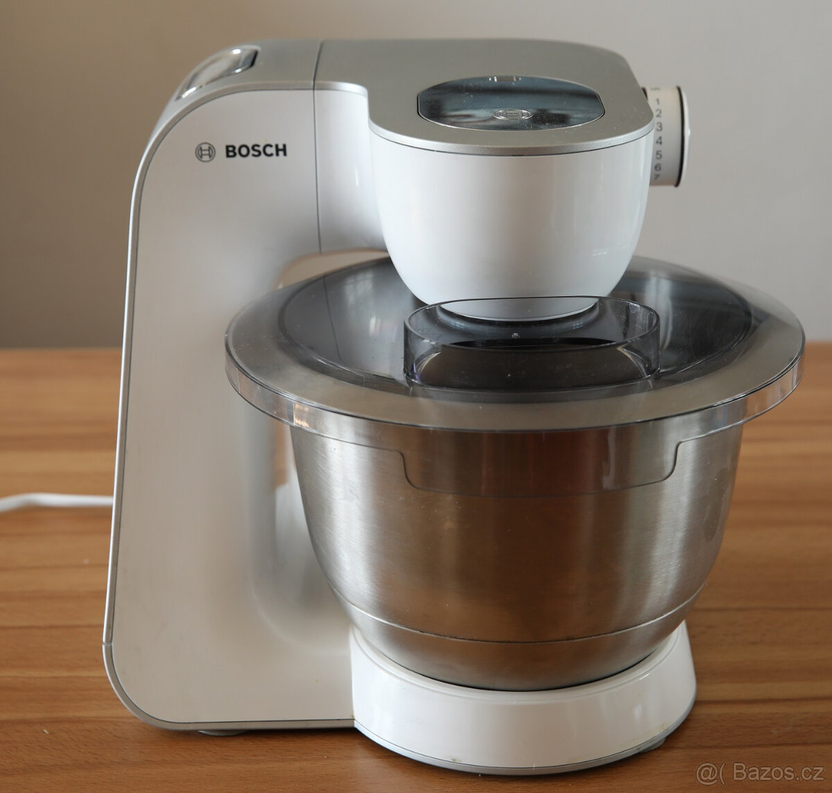 Kuchyňský robot Bosch MUM 54251