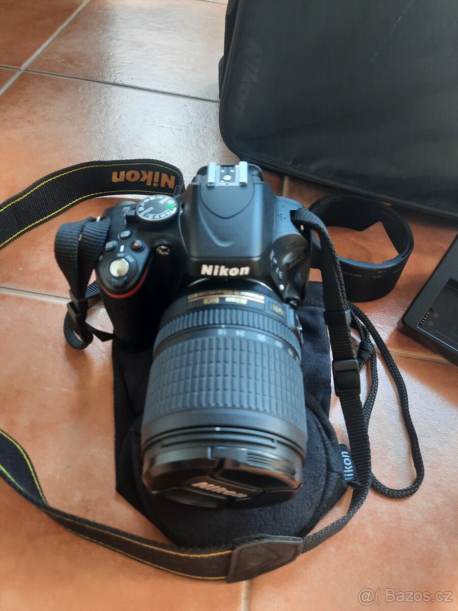 Nikon D5100 + objektiv + stativ