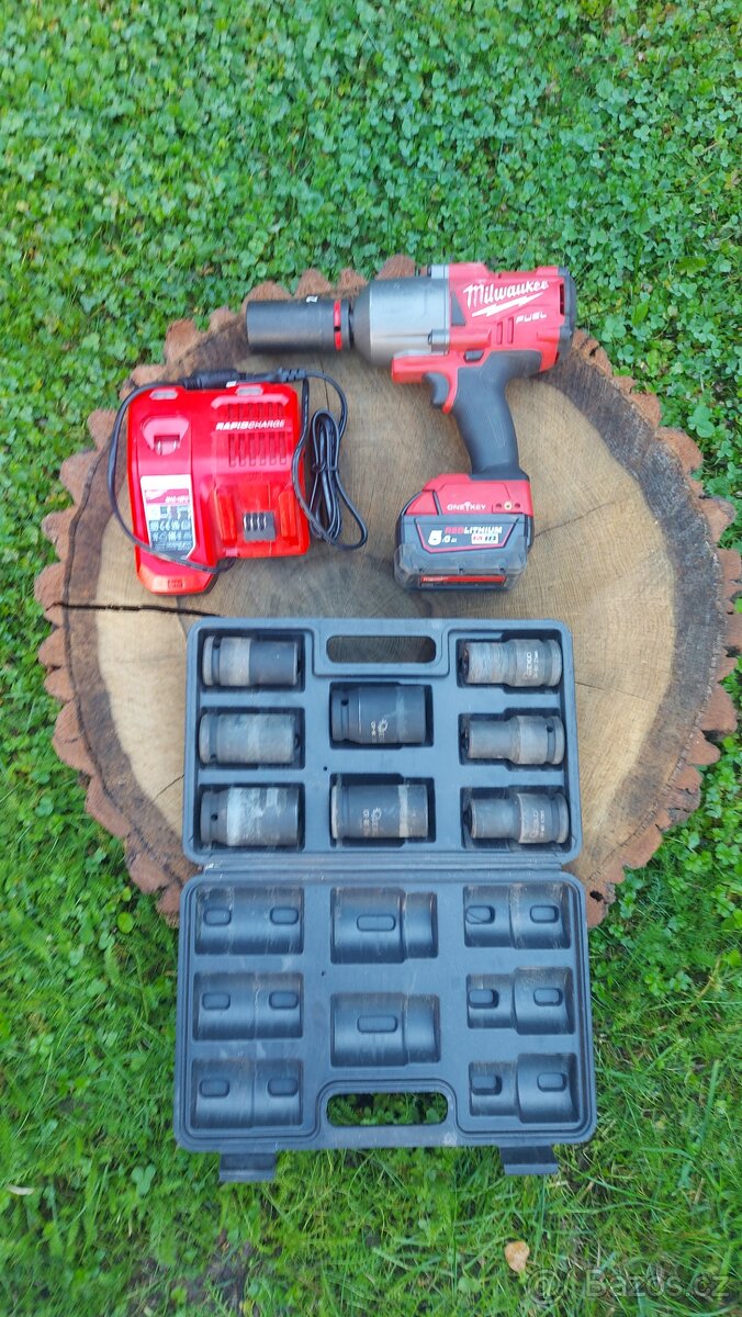 Rázový utahovák Milwaukee M18