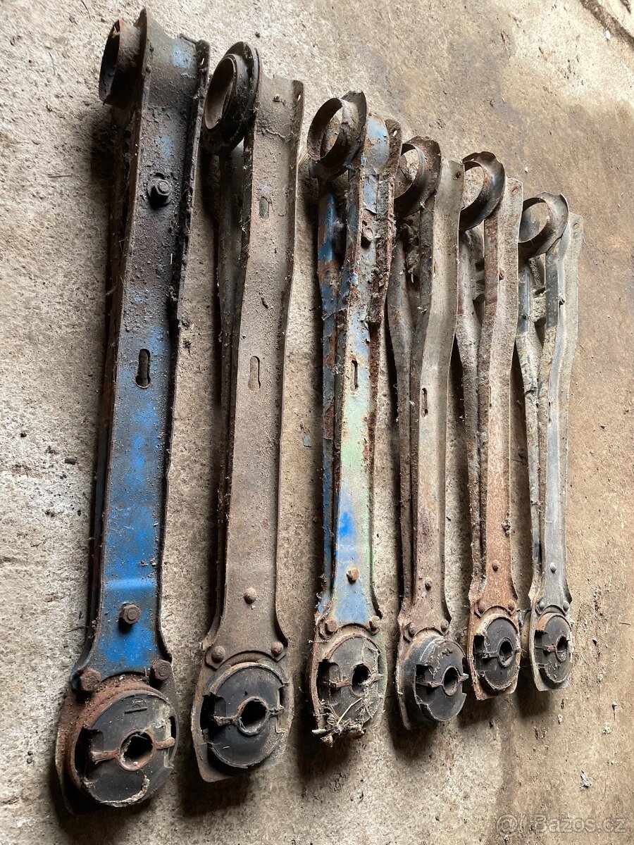 Škoda 105/120/130 starší díly